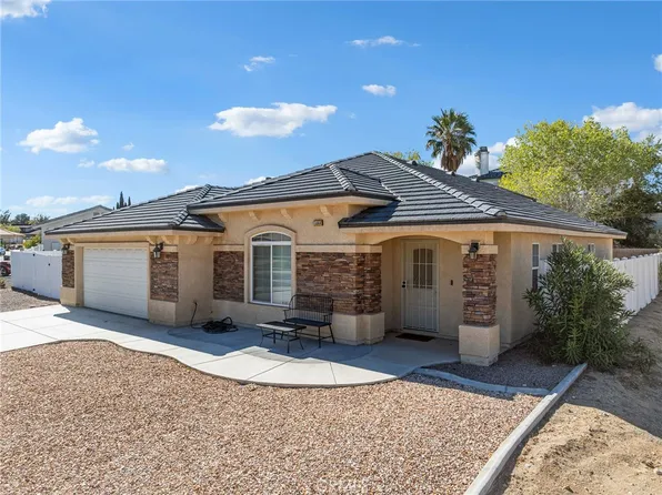 13064 Sage Hen Rd, Victorville, CA 92395