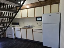 7 Meadows Dr #C