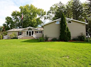 1406 N Packard Ave, Burton, MI