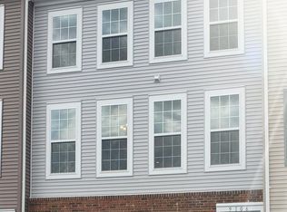 9106 Graves Ln ROOM 2, Manassas, VA 20110