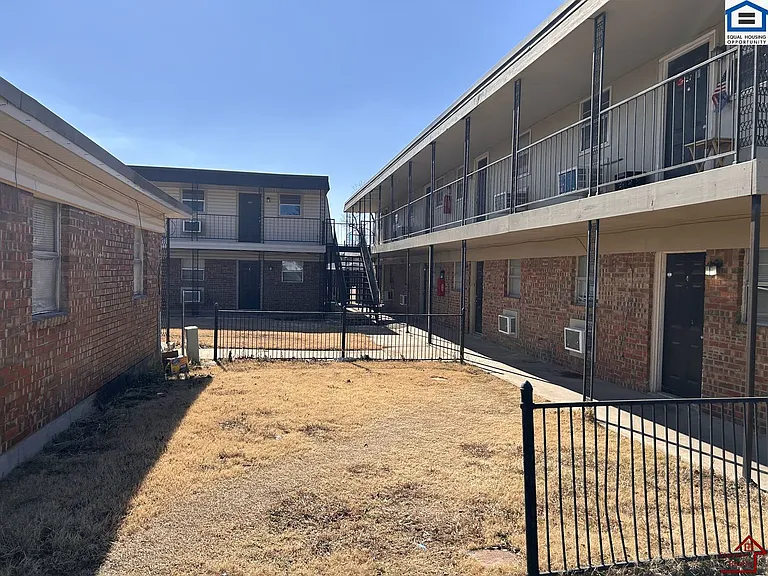 Bella Vista — Photo 113