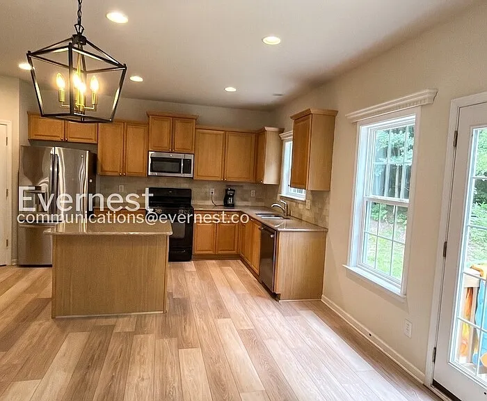 5995 Chinook Ct — Photo 4