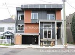 1032 N Park St #6, Victoria, BC V8T1C6