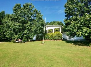 3193 Rayburn Rd, Point Pleasant, WV 25550