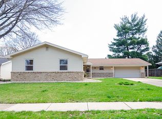 2108 Lynwood Dr, Champaign, IL