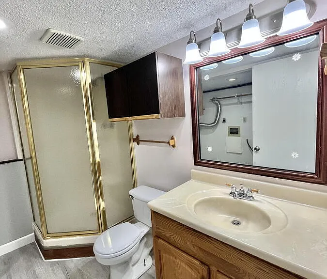 2605 Singing Hills Dr — Photo 29