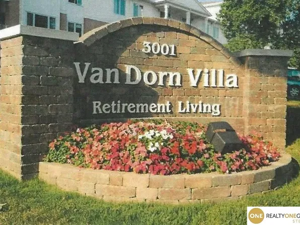 3001 S 51st Street Ct Unit 206, Lincoln, NE 68506