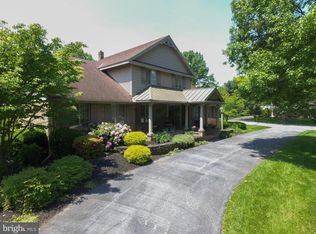 618 Heather Ln, Lancaster, PA