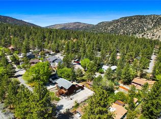 1880 Blackbird Rd, Wrightwood, CA 92397