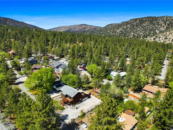 1880 Blackbird Rd, Wrightwood, CA 92397
