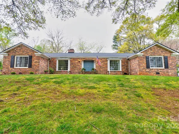 820 E Graham St, Shelby, NC 28150