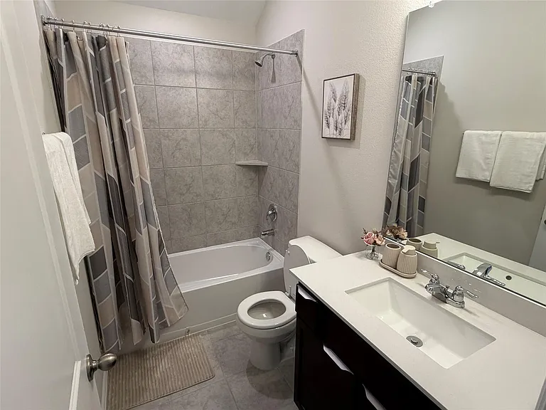 16603 Villa Del Luna Ln — Photo 12