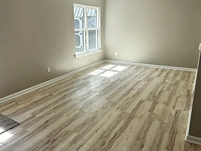 612 Queens Creek Rd — Photo 7