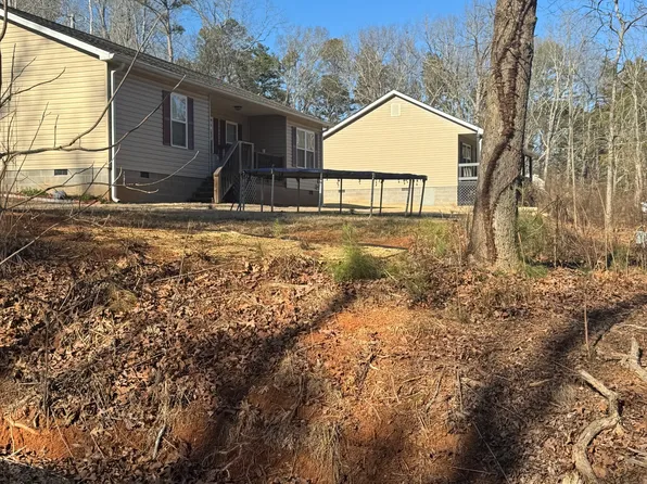 34 Trout Dr, Lavonia, GA 30553