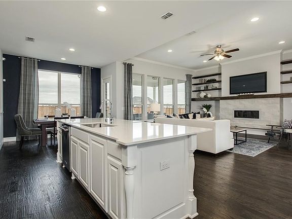 4th image of 11058 San Pedro St