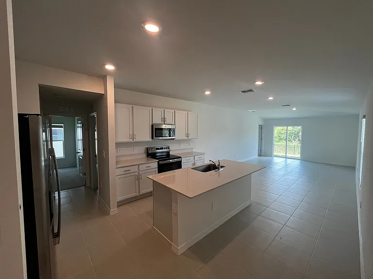 7702 Abagail Dr — Photo 13