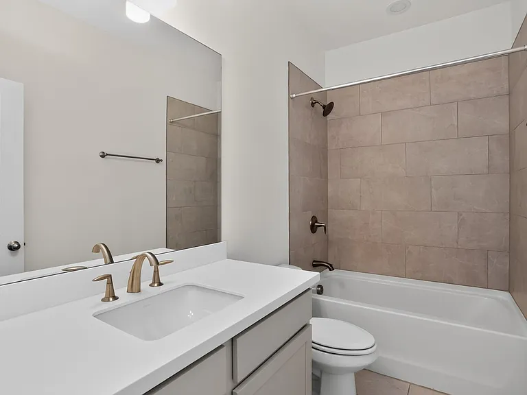 1241 Westshore Dr — Photo 23