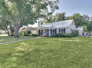 3741 Hilltop Rd, Fort Worth, TX 76109