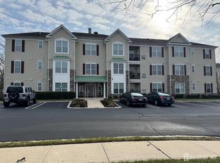 40 Azalea Dr, Old Bridge, NJ 08857