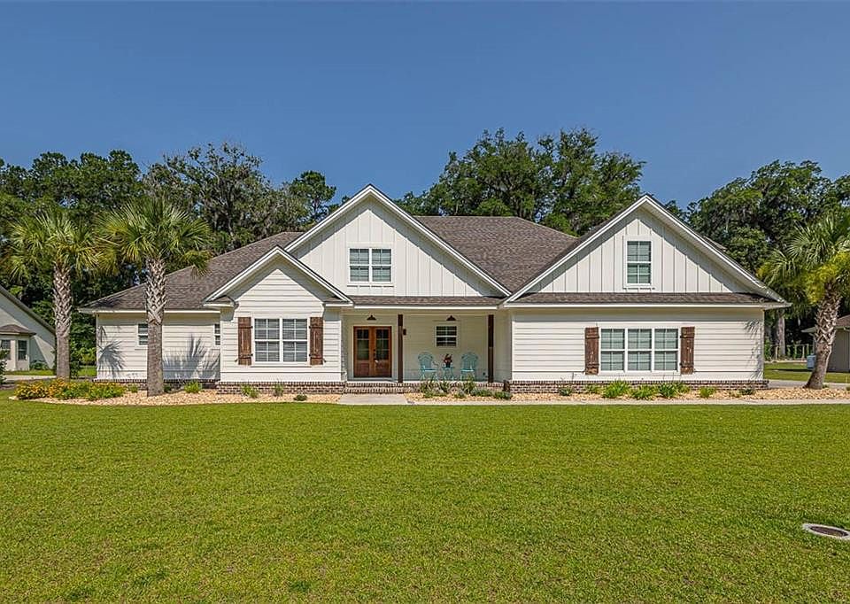 1st image of 396 Belmont Cir