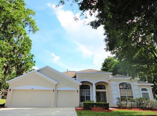 706 Rocky Mountain Ct, Valrico, FL 33594