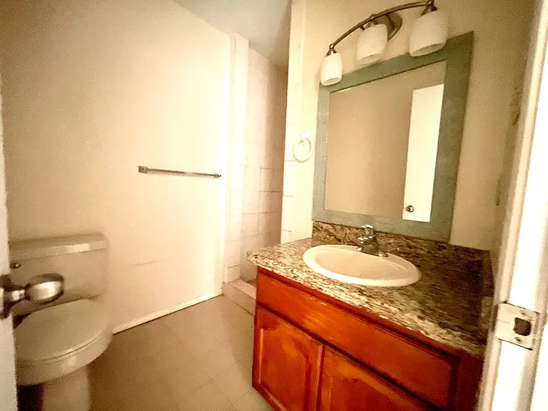 231 Malaga Dr — Photo 16