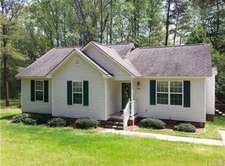 136 Hilltop Dr, Four Oaks, NC 27524