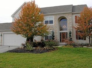 4937 Amber Ln, Dublin, OH 43016