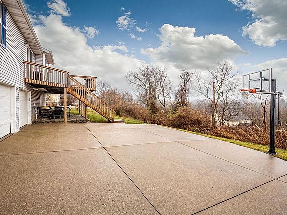 5th image of 4757 Tall Oak Dr