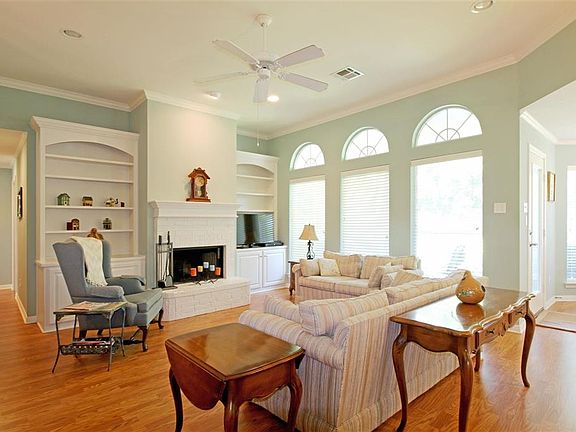 2nd image of 3005 Concho Bend Dr