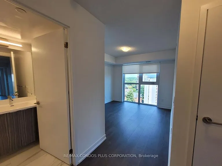 219 Dundas St E #1212 — Photo 6