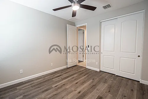 763 W Brangus Way Photo 1
