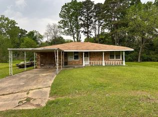 1004 8th St SE, Springhill, LA 71075