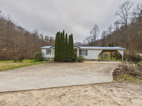 207 Amber Ln, Ulysses, KY 41264