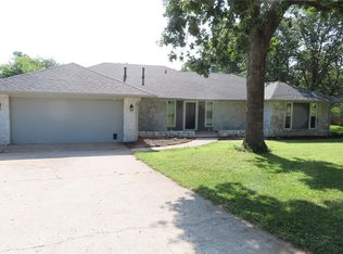 5404 Bonney Dr, Edmond, OK 73034