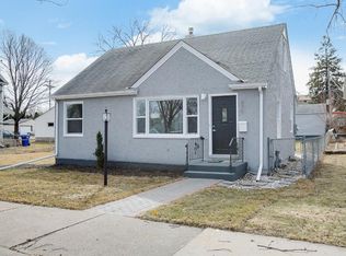 870 Jessamine Ave E, Saint Paul, MN 55106