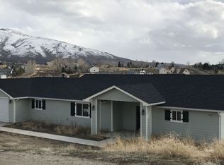 915 Willow Creek Ln, Spring Creek, NV 89815