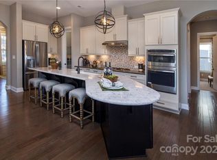 5020 Hillshire Ln, Mint Hill, NC 28227