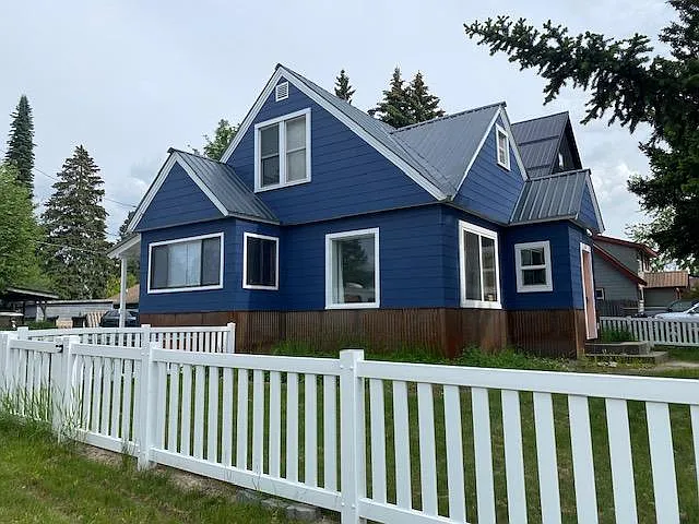 25 Minnesota Ave — Photo 1