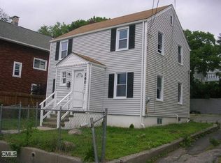 160 Dover St, Bridgeport, CT 06610