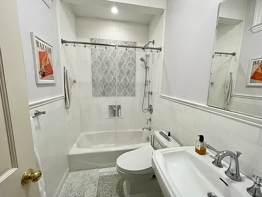 Rented by Highline Residential | media 27