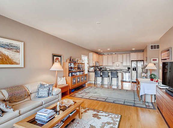 5th image of 5250 N Lincoln Ave APT 2A