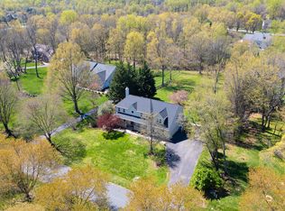20116 Sweet Meadow Ln, Gaithersburg, MD 20882