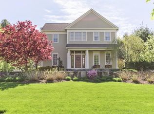 19 Stonegate Dr, Westwood, MA 02090