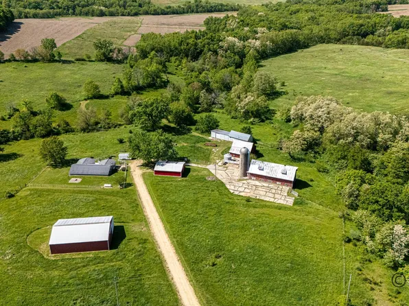 1139 Us Highway 20 E, Elizabeth, IL 61028