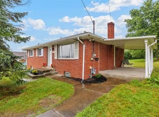 1806 Grant St, Aliquippa, PA
