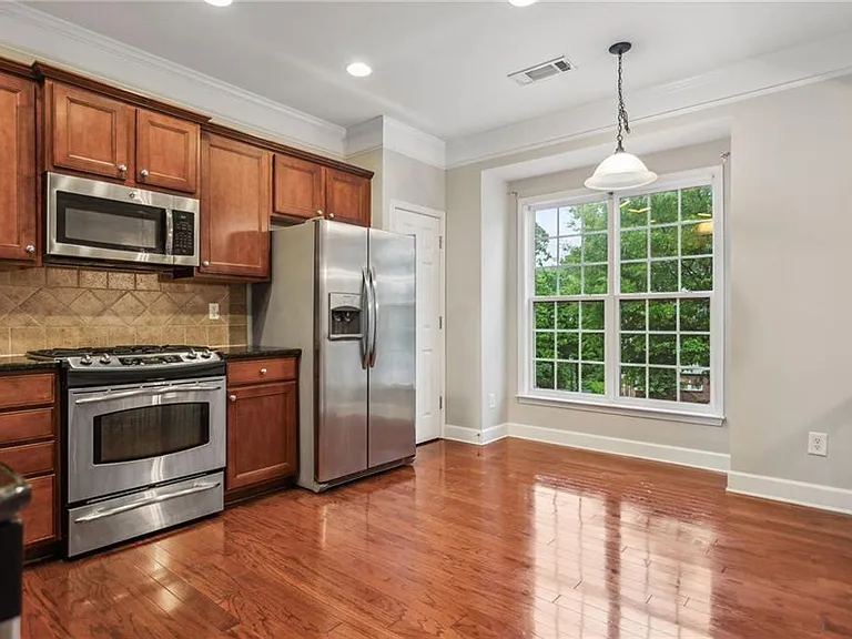 2263 Limehurst Dr NE — Photo 8