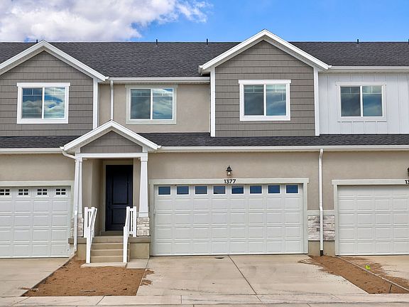 3rd image of 1377 N Sage Dr