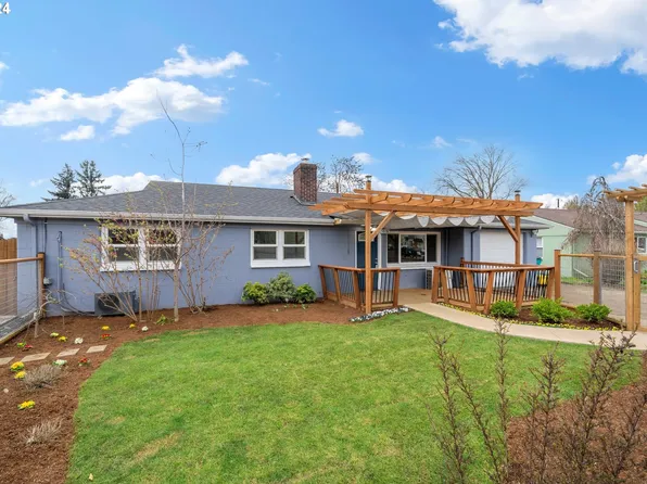 3018 NE Whitman Ave, Vancouver, WA 98662