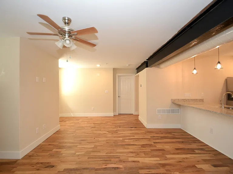 2315 Park Ave #1J — Photo 7